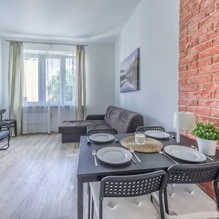Apartament Studio Conrad Kraków Zewnętrze zdjęcie