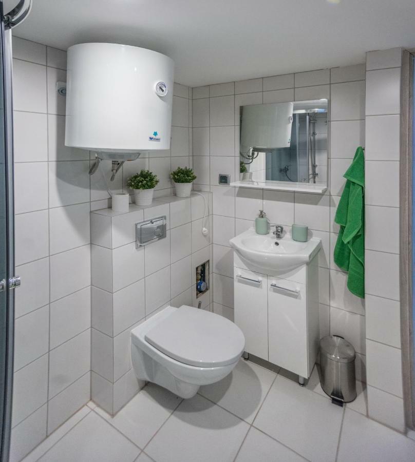 Apartament Studio Conrad Kraków Zewnętrze zdjęcie